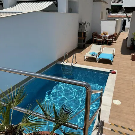 Paradise - Lily Villa