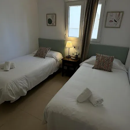 Villa Paradise - Lily Nerja