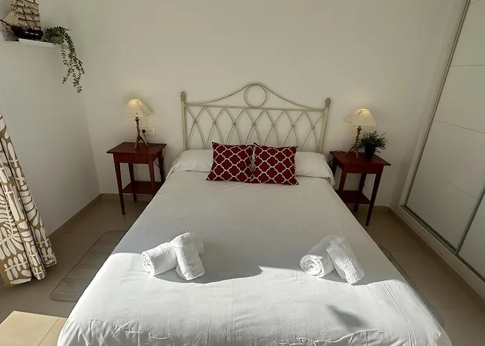 Villa Paradise - Lily