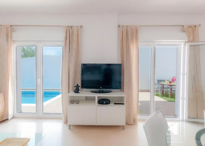 Βίλα Paradise - Lily Nerja