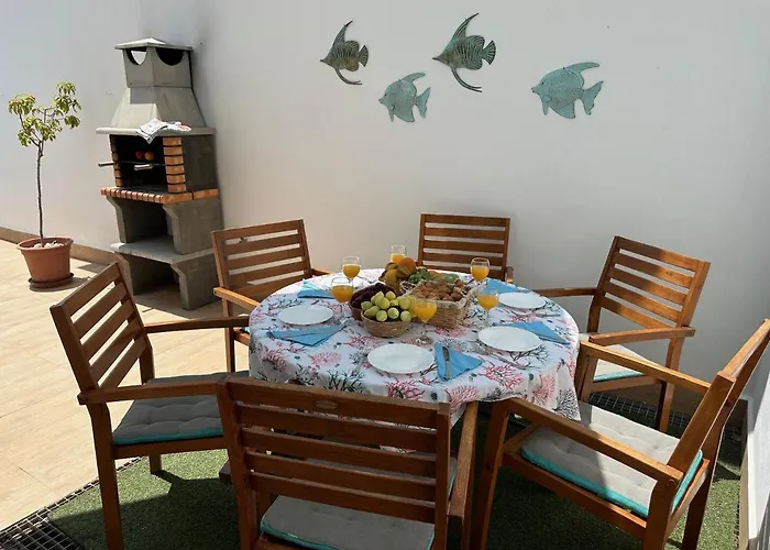 Villa Paradise - Lily