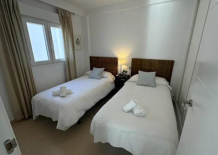 Villa Paradise - Lily *